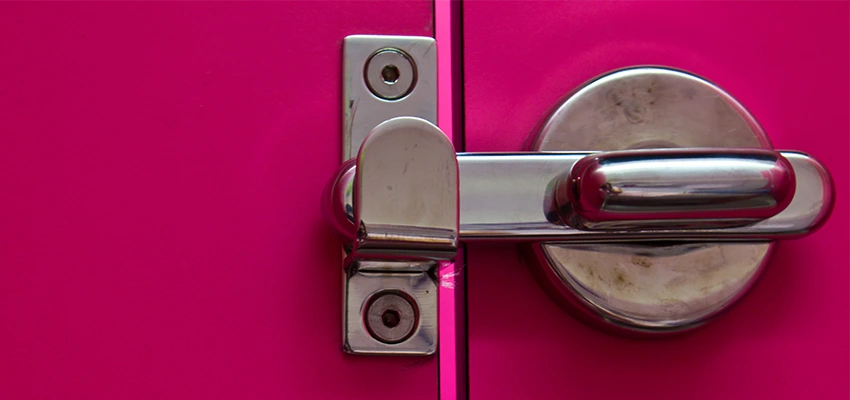 Childproof Gate Lock in DeKalb, Illinois
