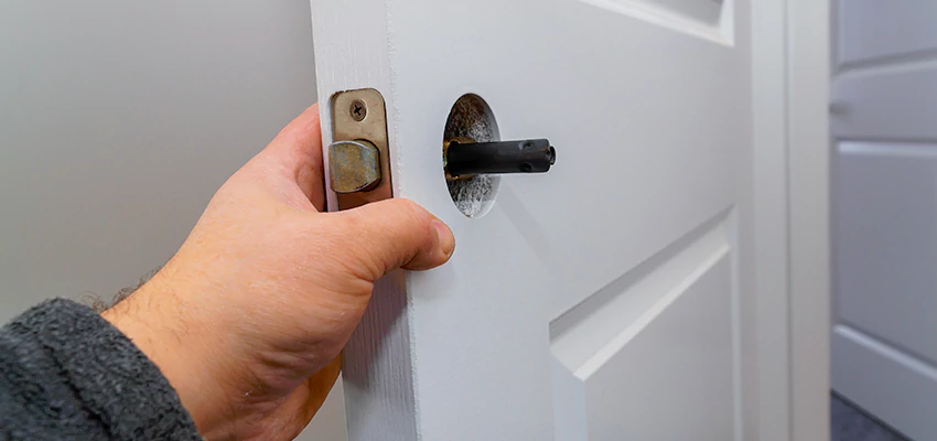 Nighttime Locksmith For Lock Repair in DeKalb