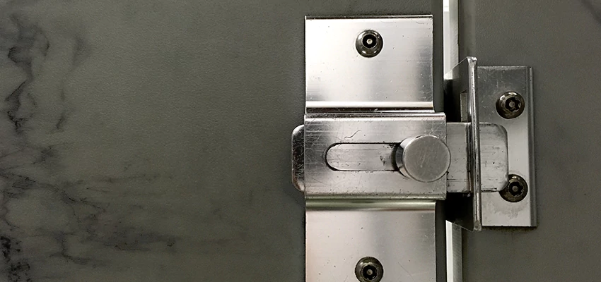 Fix A Room Door Lock in DeKalb